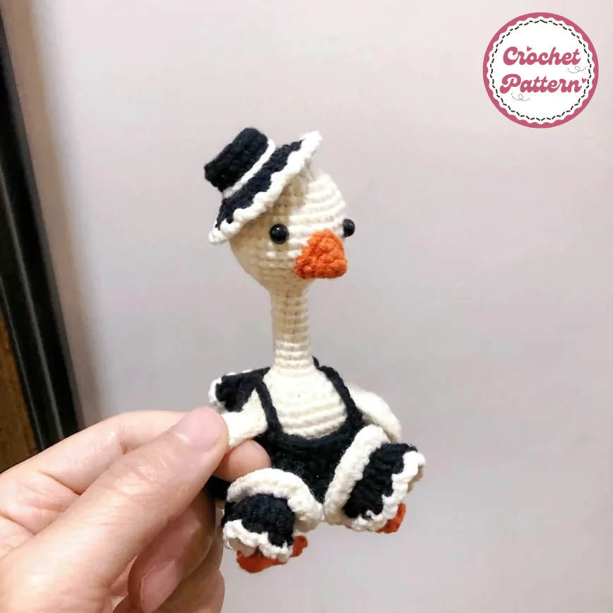 hepburn duck crochet pattern