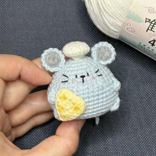 Chef Mouse Crochet Pattern